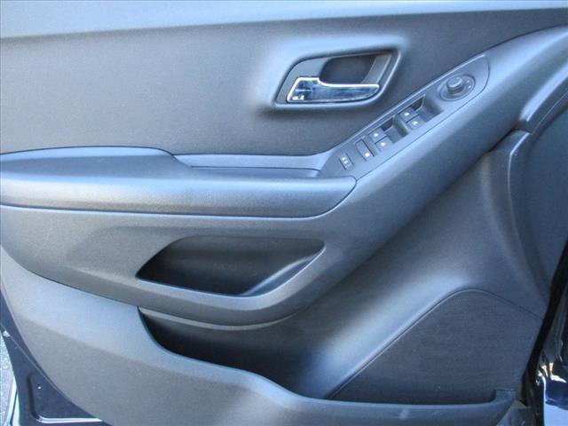 used 2022 Chevrolet Trax car, priced at $18,995