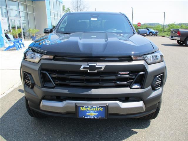 new 2025 Chevrolet Colorado car, priced at $45,690