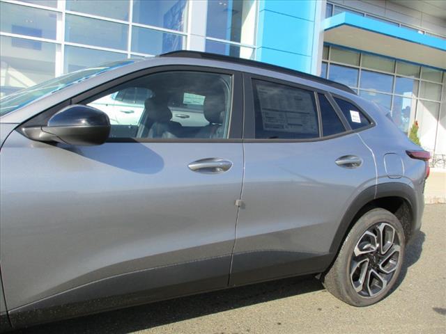 new 2025 Chevrolet Trax car, priced at $26,190