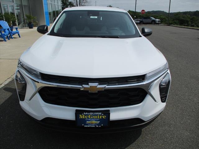 used 2024 Chevrolet Trax car, priced at $21,995