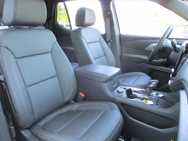 used 2022 Chevrolet Traverse car, priced at $34,875