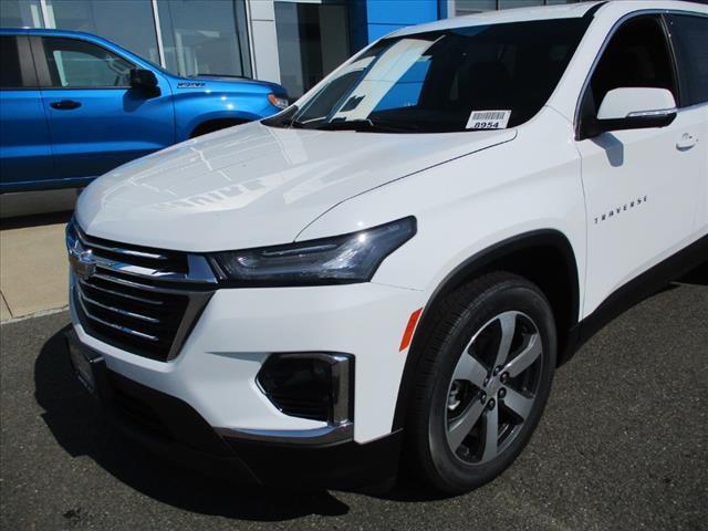 used 2022 Chevrolet Traverse car, priced at $34,875