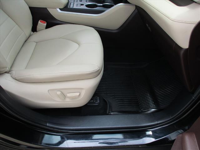 used 2021 Toyota Highlander car, priced at $32,495
