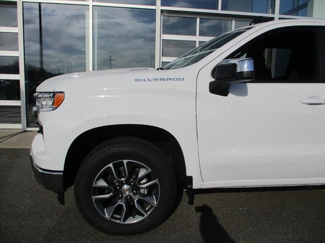 new 2025 Chevrolet Silverado 1500 car, priced at $52,995