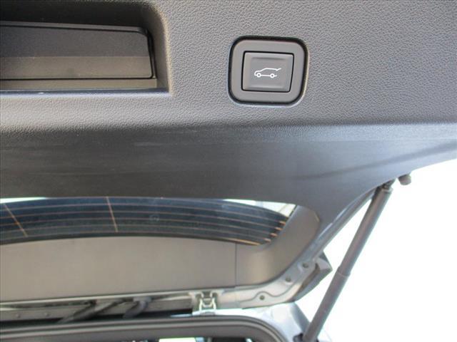 new 2026 Chevrolet Traverse car, priced at $46,920