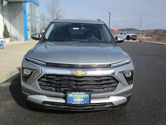 new 2025 Chevrolet TrailBlazer car, priced at $31,575