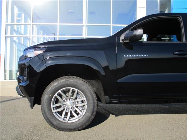 new 2024 Chevrolet Colorado car, priced at $42,750