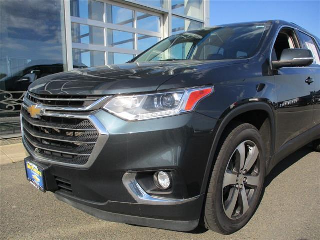 used 2021 Chevrolet Traverse car, priced at $27,995