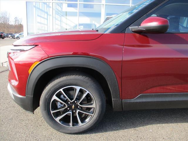 new 2025 Chevrolet TrailBlazer car, priced at $30,330