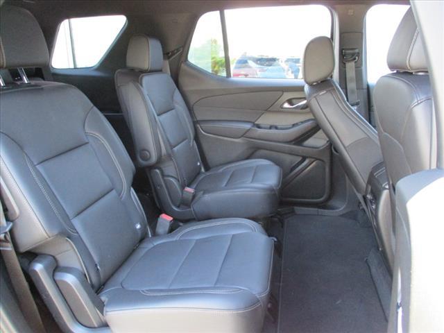 used 2022 Chevrolet Traverse car, priced at $28,995