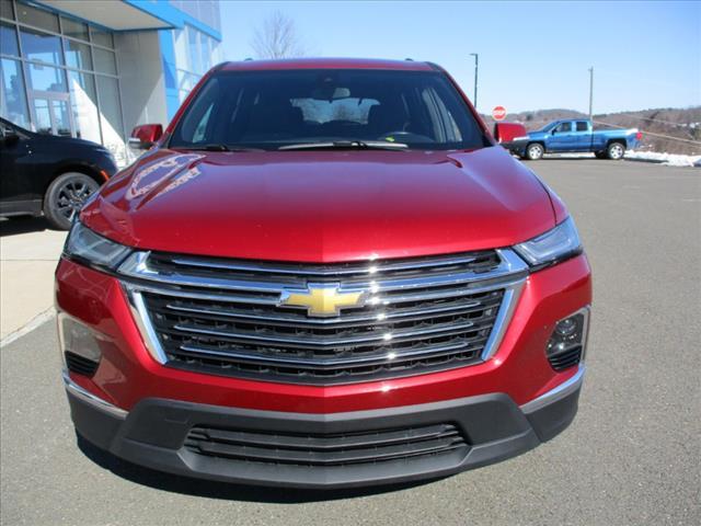 used 2022 Chevrolet Traverse car, priced at $32,995