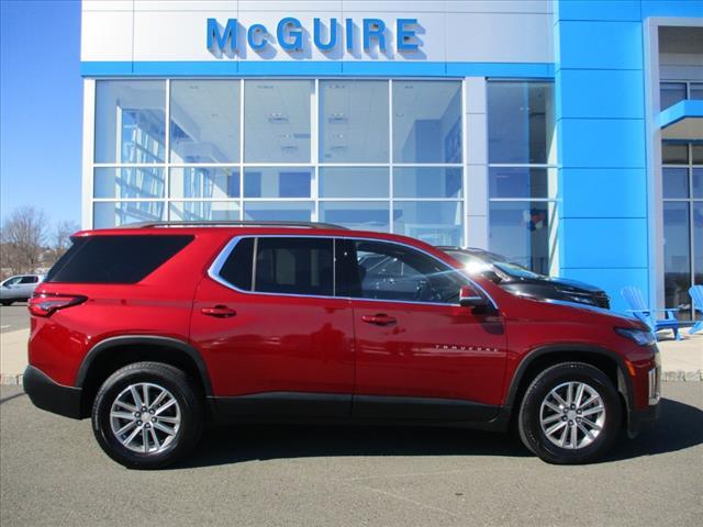 used 2022 Chevrolet Traverse car, priced at $32,995