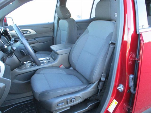 used 2022 Chevrolet Traverse car, priced at $32,995