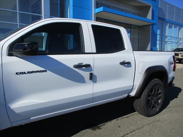 new 2024 Chevrolet Colorado car, priced at $43,485