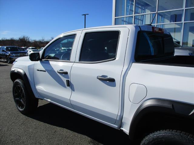 new 2024 Chevrolet Colorado car, priced at $43,485