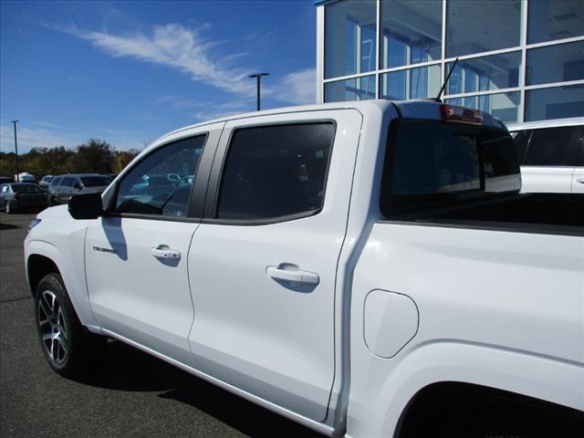 new 2024 Chevrolet Colorado car, priced at $46,130