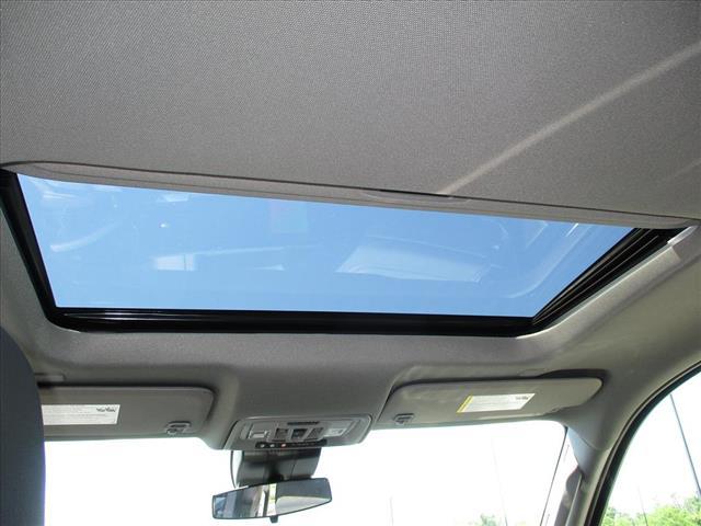used 2015 Chevrolet Suburban car, priced at $15,875