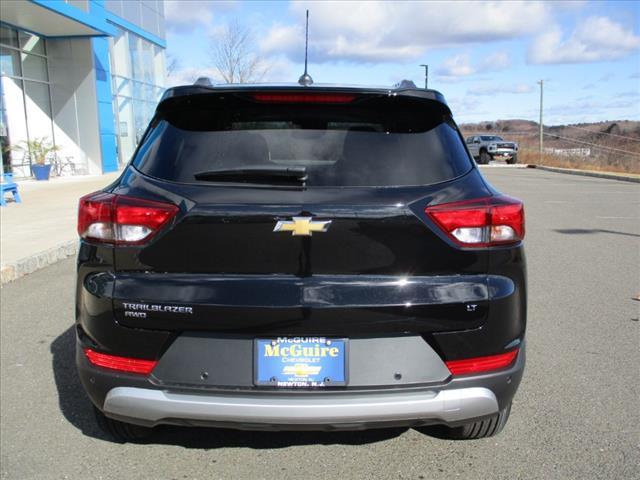 new 2025 Chevrolet TrailBlazer car, priced at $28,685