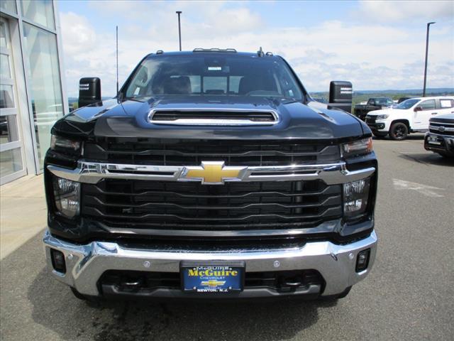 new 2025 Chevrolet Silverado 3500 car, priced at $68,655