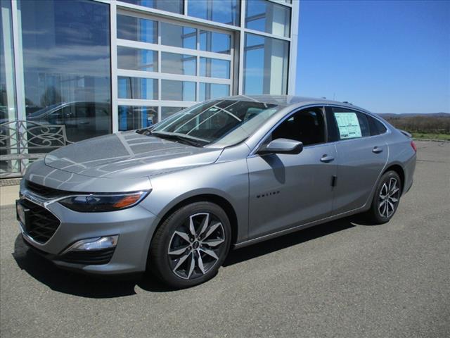 new 2024 Chevrolet Malibu car, priced at $27,345