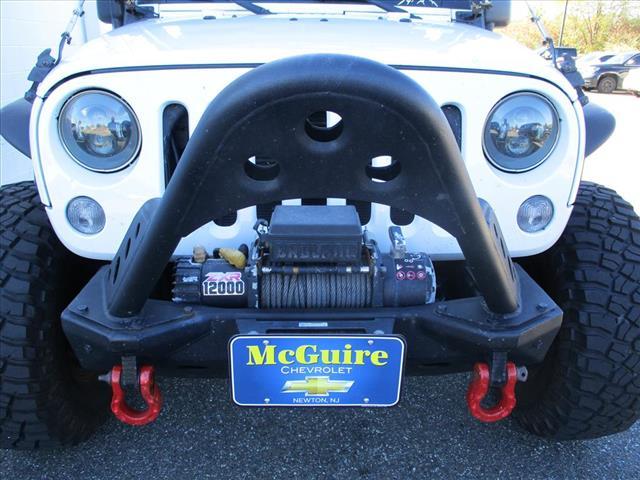 used 2015 Jeep Wrangler Unlimited car, priced at $11,875