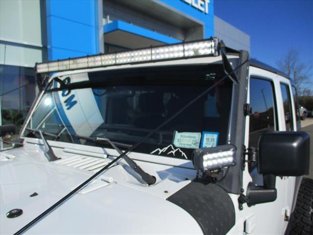 used 2015 Jeep Wrangler Unlimited car, priced at $11,875