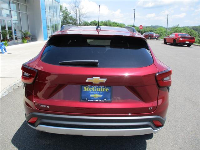 new 2025 Chevrolet Trax car, priced at $24,690