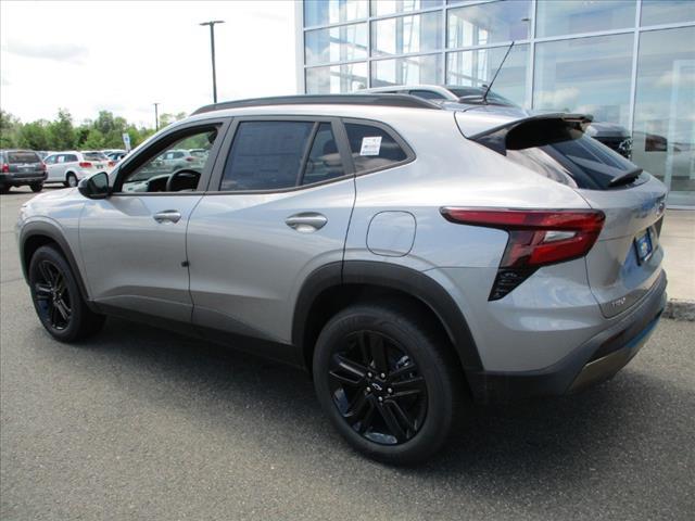 new 2025 Chevrolet Trax car, priced at $27,735