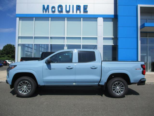 new 2025 Chevrolet Colorado car, priced at $45,330