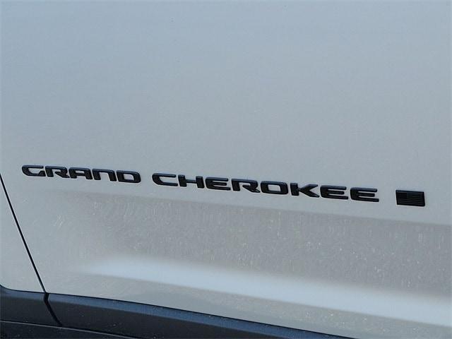 new 2024 Jeep Grand Cherokee L car, priced at $48,529