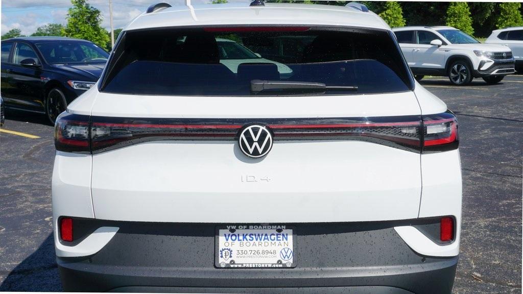 new 2024 Volkswagen ID.4 car, priced at $40,182