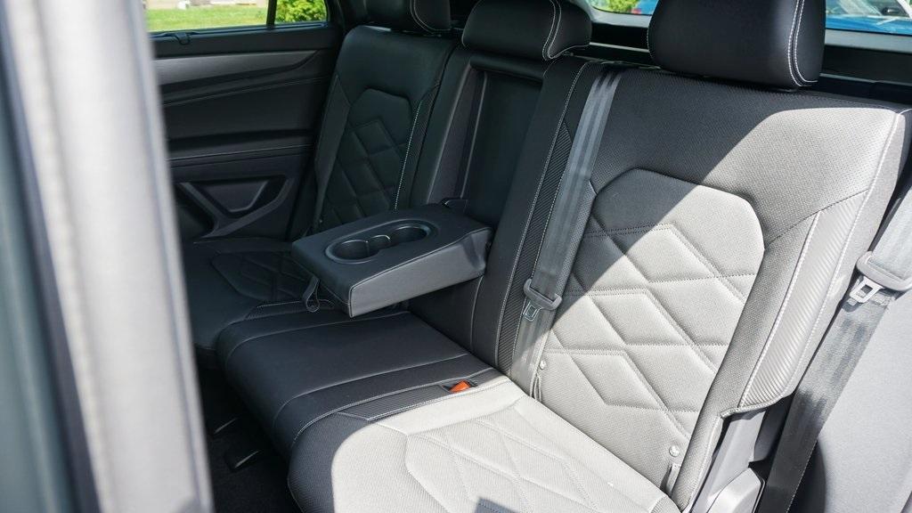 new 2025 Volkswagen Atlas Cross Sport car, priced at $47,516