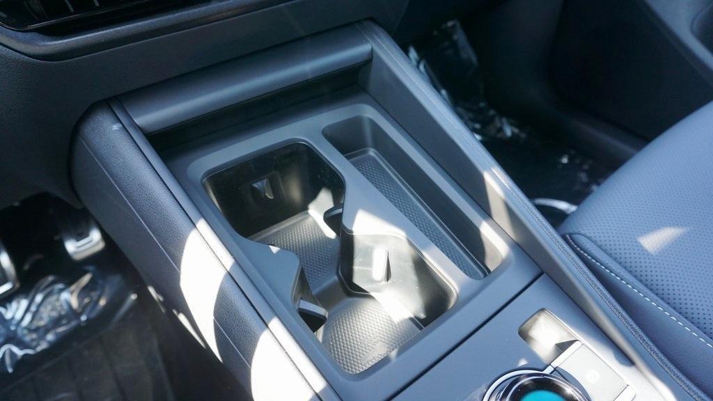 new 2025 Volkswagen Tiguan car, priced at $37,816