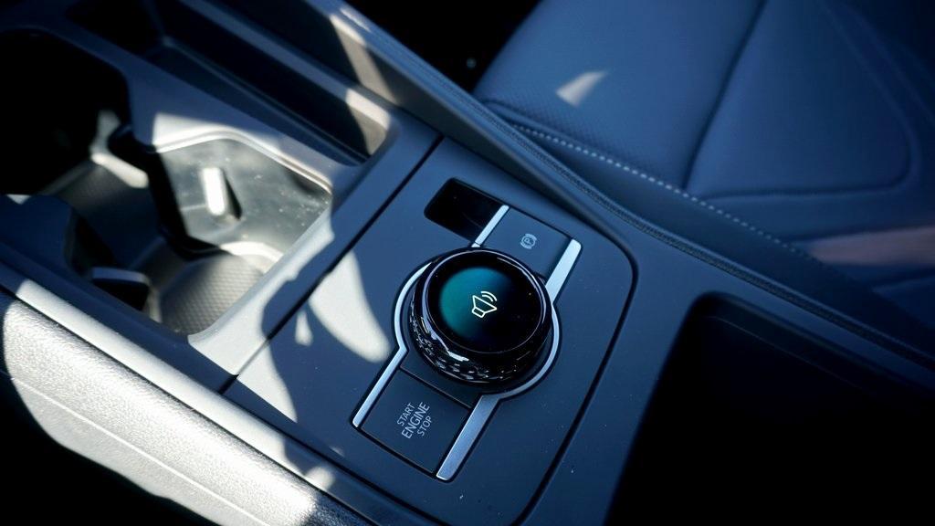 new 2025 Volkswagen Tiguan car, priced at $37,816