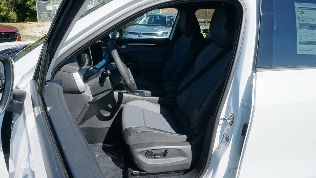 new 2025 Volkswagen Tiguan car, priced at $37,816