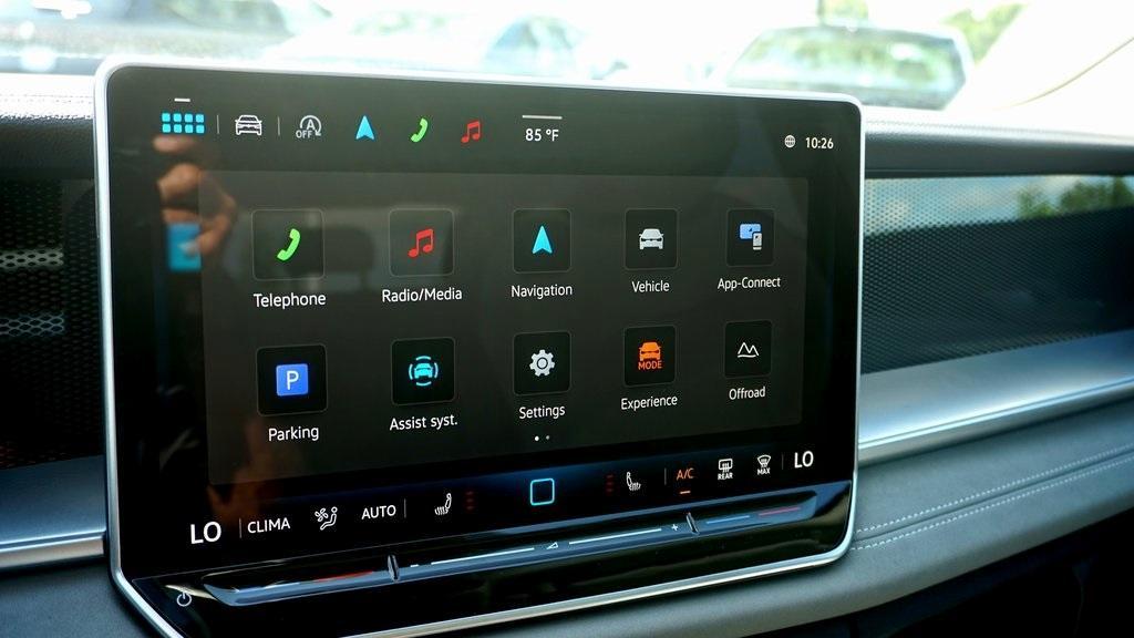 new 2025 Volkswagen Tiguan car, priced at $37,015