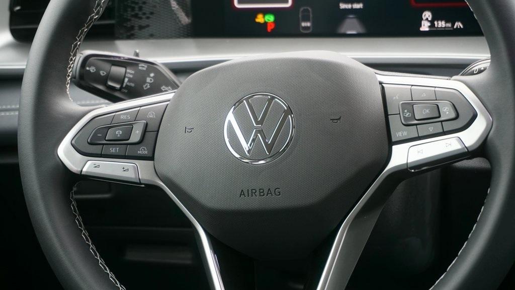 new 2025 Volkswagen Tiguan car, priced at $35,623