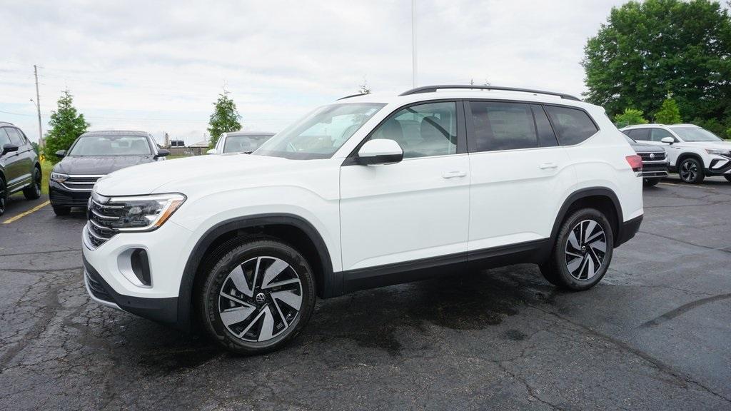 new 2024 Volkswagen Atlas car, priced at $44,640