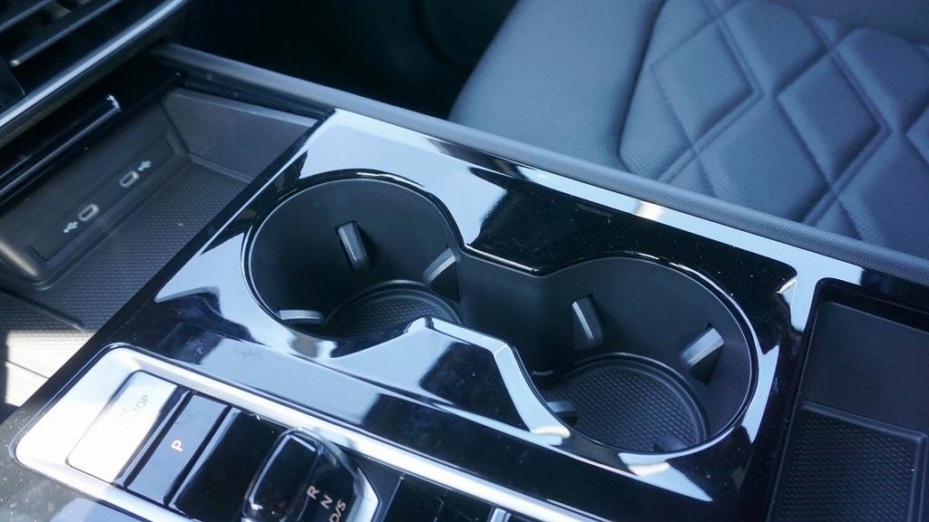 new 2026 Volkswagen Atlas Cross Sport car, priced at $47,578