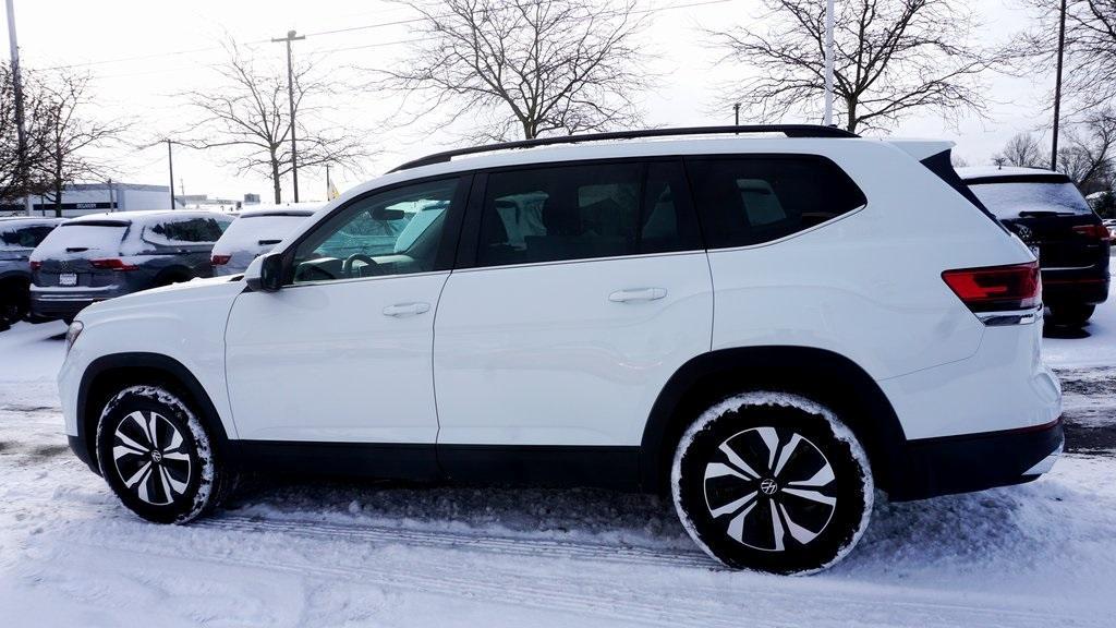 new 2025 Volkswagen Atlas car, priced at $41,038