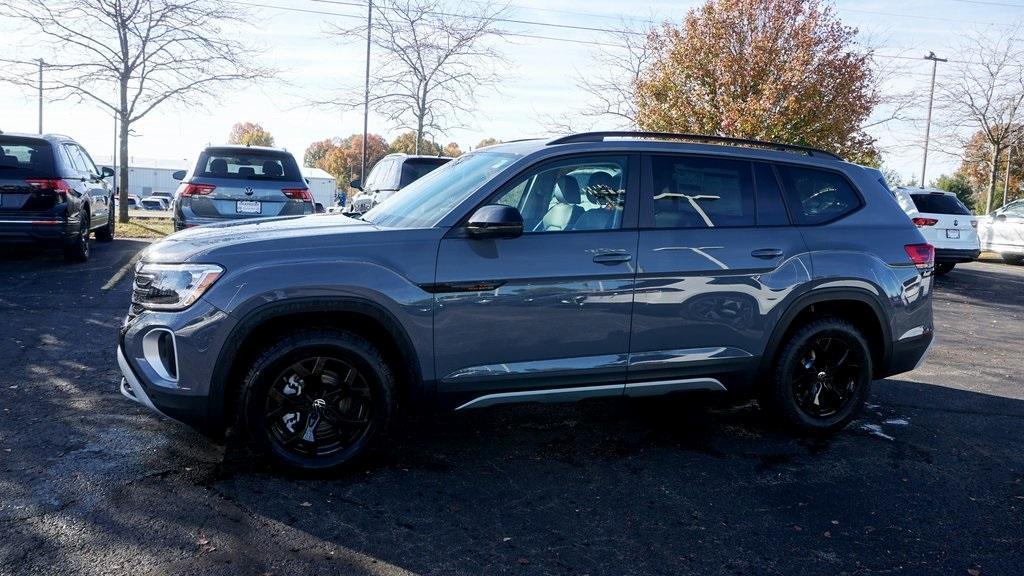 new 2025 Volkswagen Atlas car, priced at $48,237