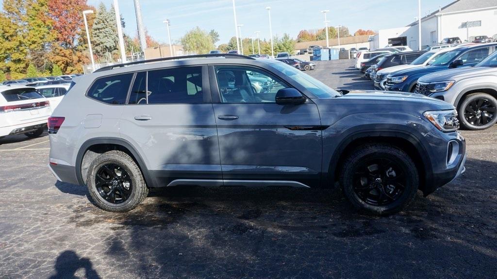 new 2025 Volkswagen Atlas car, priced at $48,237