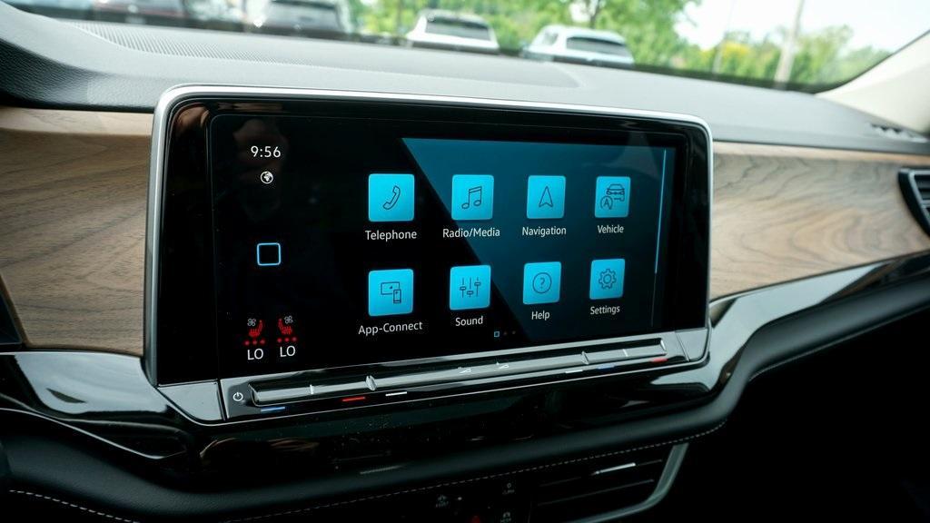 new 2025 Volkswagen Atlas car, priced at $48,990