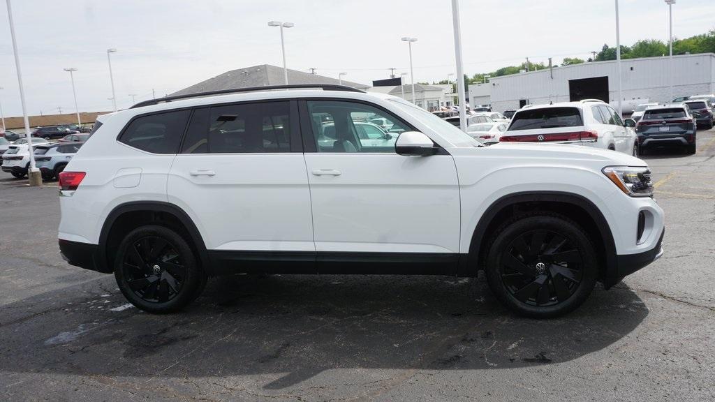 new 2025 Volkswagen Atlas car, priced at $48,990