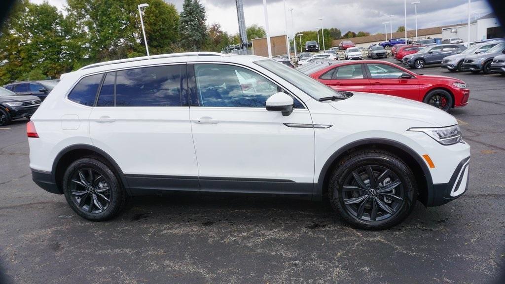 new 2024 Volkswagen Tiguan car, priced at $35,275