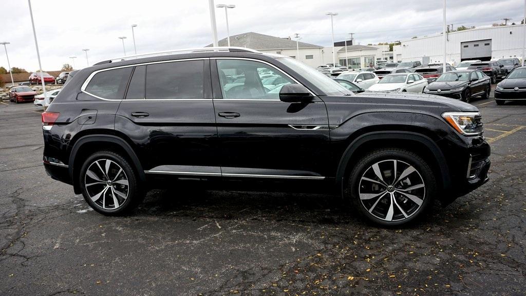 new 2026 Volkswagen Atlas car, priced at $58,746