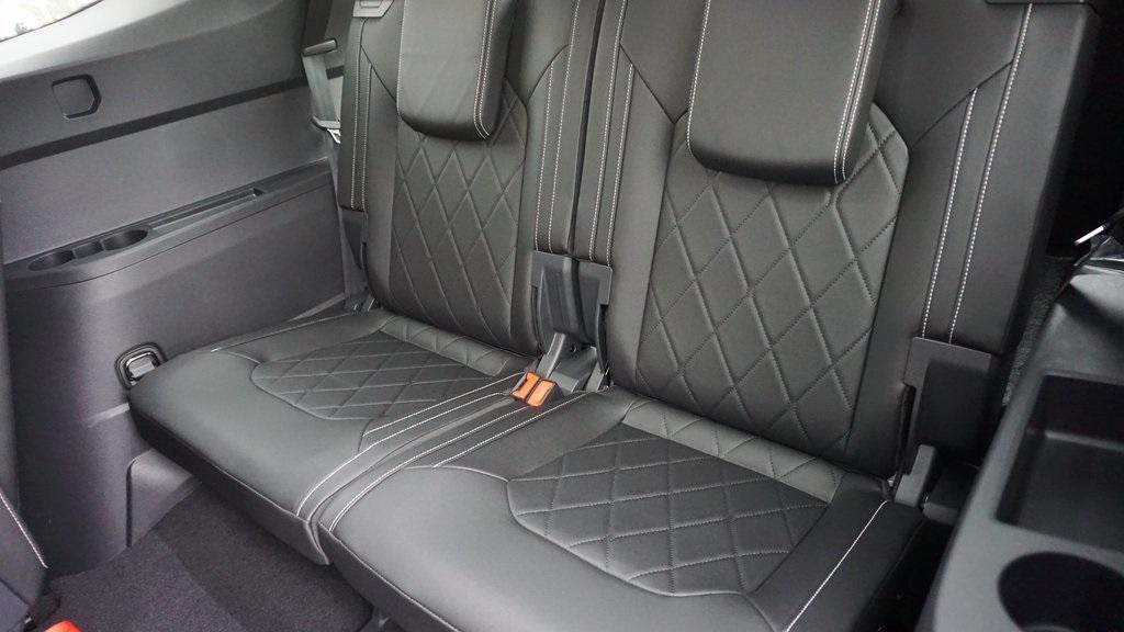 new 2026 Volkswagen Atlas car, priced at $58,746