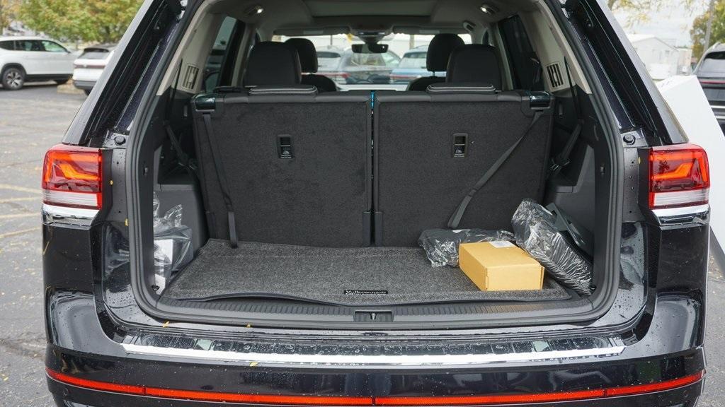 new 2026 Volkswagen Atlas car, priced at $58,746