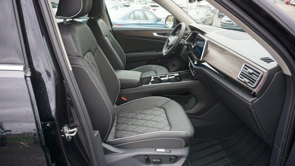 new 2026 Volkswagen Atlas car, priced at $58,746