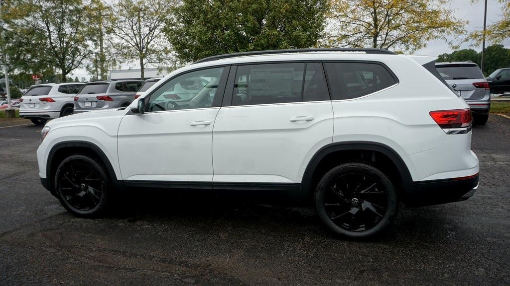 new 2024 Volkswagen Atlas car, priced at $44,957